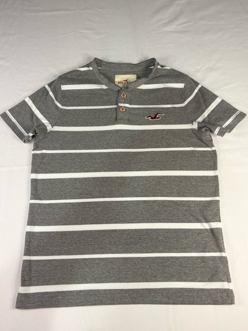 Y2K 2000s style Hollister Short Sleeve Henley | $18.99